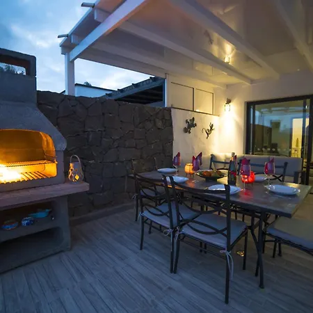 Sbh Rotsana 3 Bedrooms Playa Blanca Lanzarote Villa