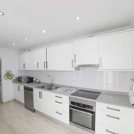 Sbh Rotsana 3 Bedrooms Playa Blanca Lanzarote Villa *