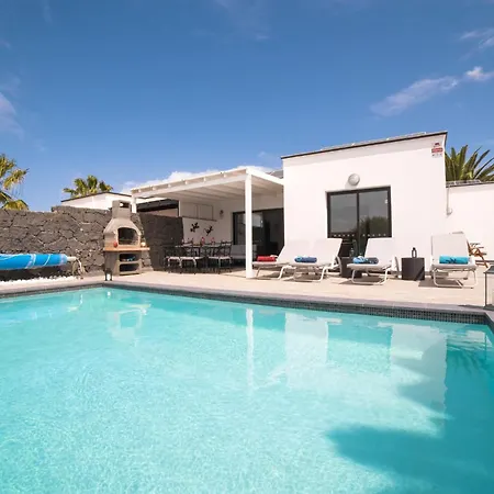 Villa Sbh Rotsana 3 Bedrooms Playa Blanca Lanzarote *